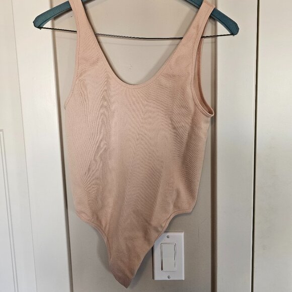 ANWND m/l peach tank top body suit - Picture 1 of 3